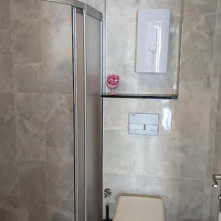 Apartament Уютная Квартира На Первой Береговой Линии *
